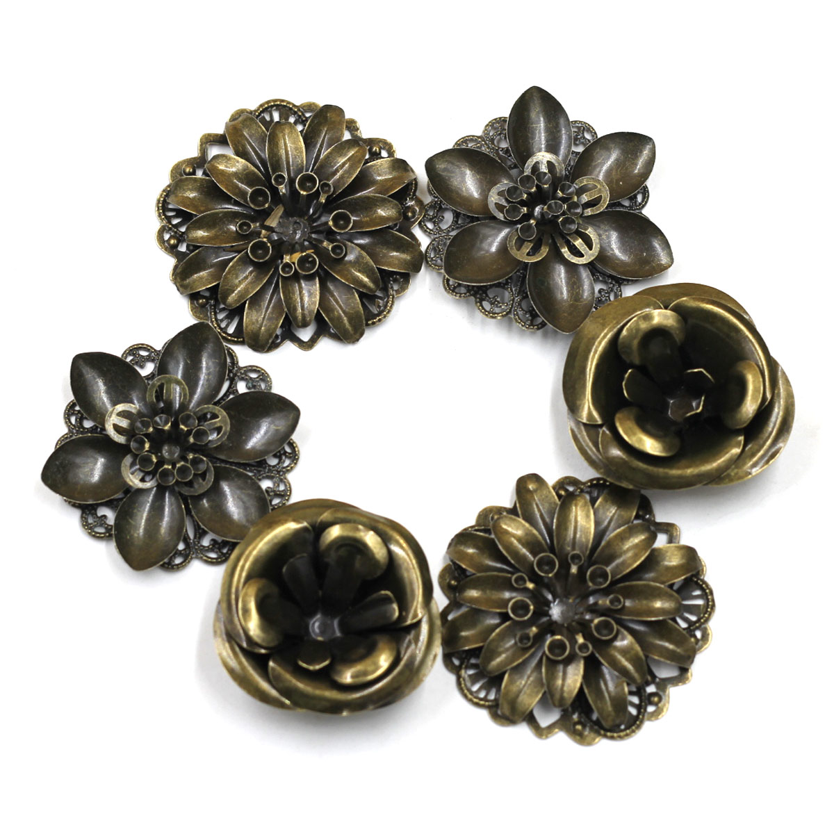 Embellishment Crafts - 6 stuks versieringen combinatie bloempatroon filigraan